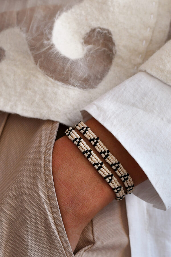 beaded double wrap bracelet in pink and black