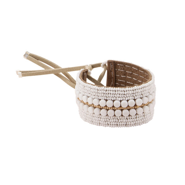 beaded bracelet in white and suede